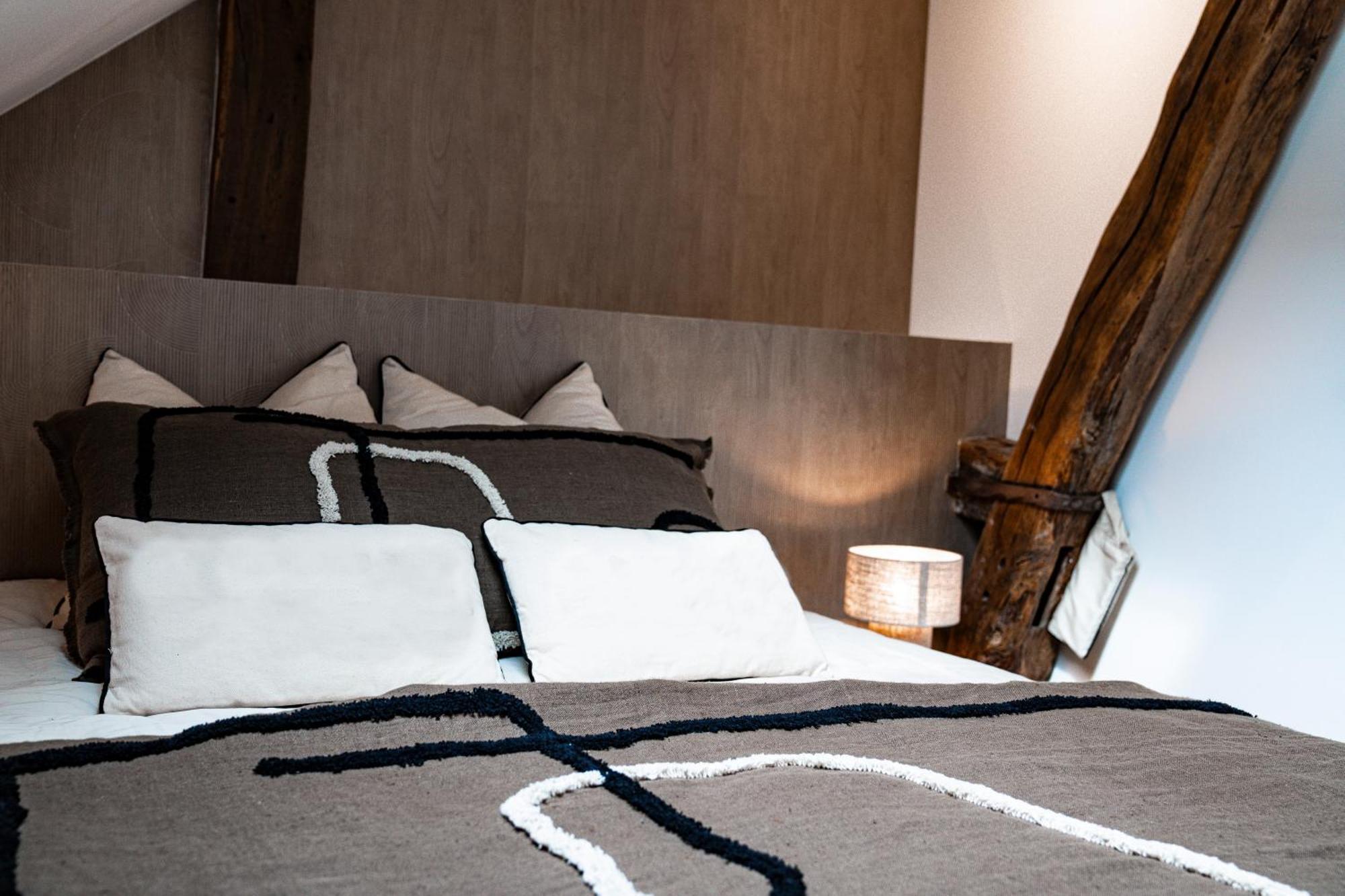 Velvet - Best Keys - Maison Duplex Elegante - Plein Centre Ville - Deco Minimaliste & Cosy - Literie Haut De Gamme - 2 Chambres Separees - Lit Queen Size & 1 Canape Convertible - Smart Tv - Wifi Fibre - Check-In Autonome Sens Exterior foto